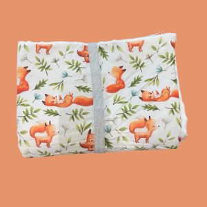 Couverture molletonnée « Renards forêt »