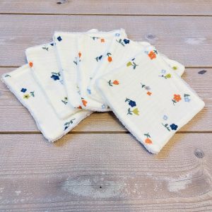 Copie Lot de 6 cotons démaquillants lavables "gaze de coton fleurie »